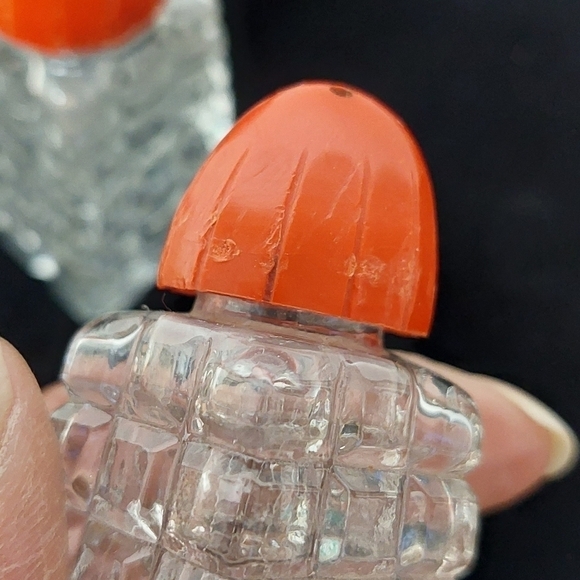 Vintage* 40s  Cut Crystal Salt and Pepoer Shakers - Picture 6 of 8